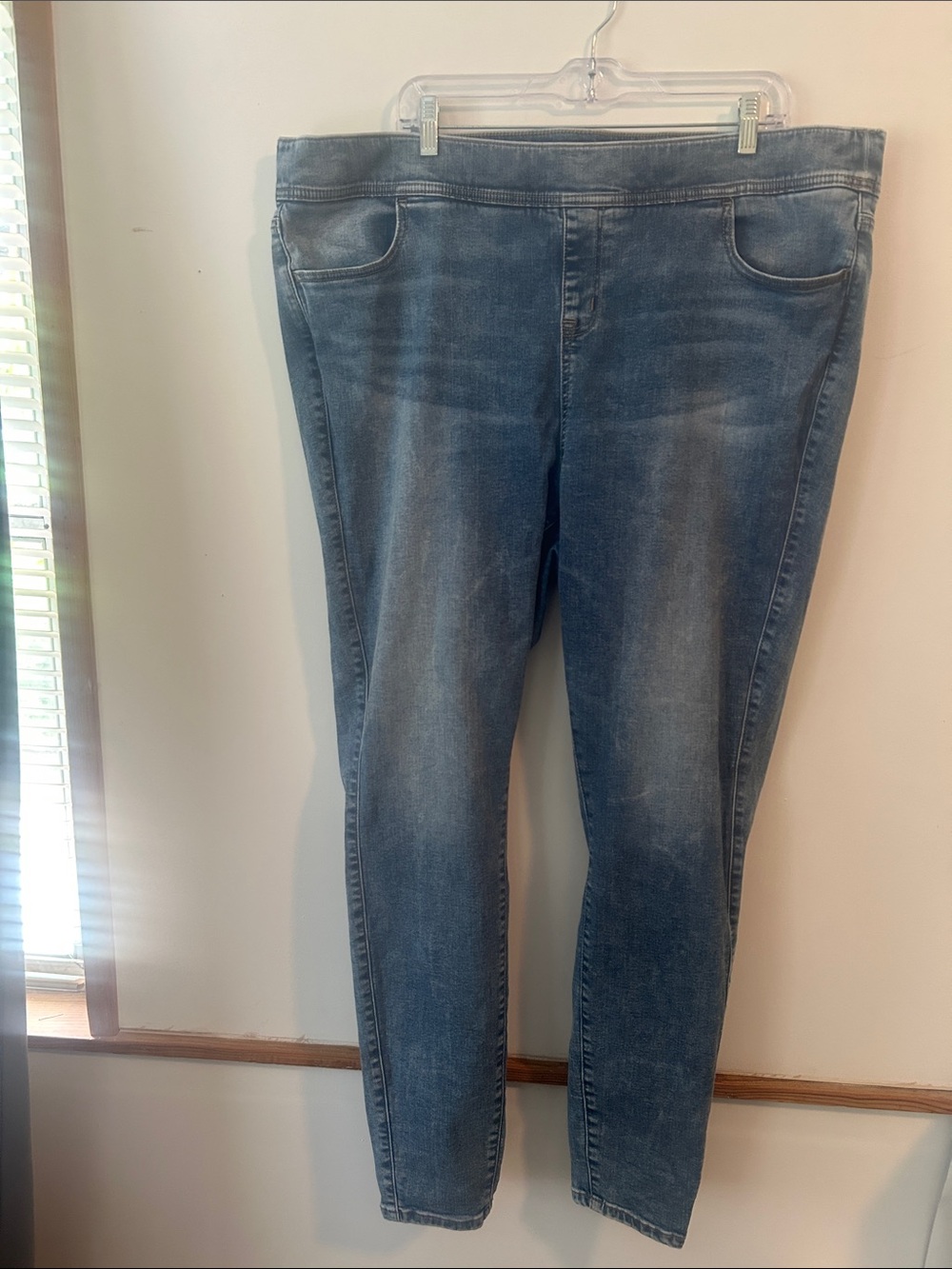 Torrid Lean Stretch pull-up Denim Jeans